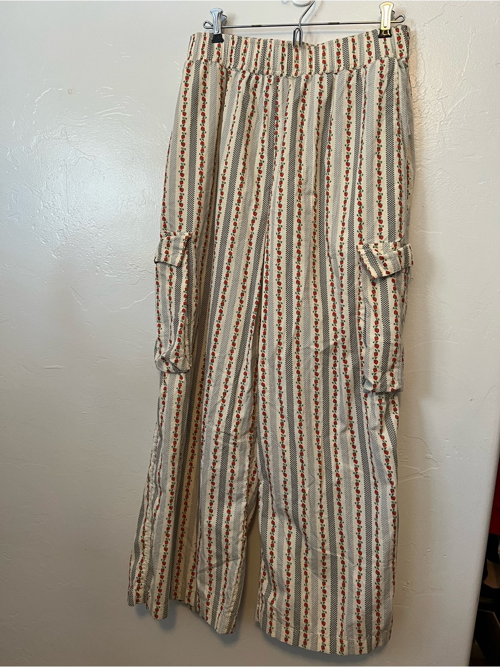 Urban Outfitters -Out from Under Cargo Pants Strawberry Anthro 100cotton Size Sm
